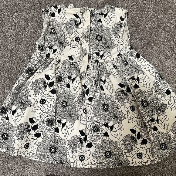 Kate Quinn Vintage Floral Set - Picture 8 of 8